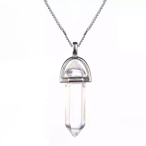 3/$30 🍃 Hexagonal Column Quartz Pendant Necklace - Picture 2 of 3